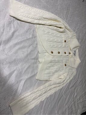 RIHOAS Size M Cream Cable Knit Cropped Cardigan with Gold Buttons